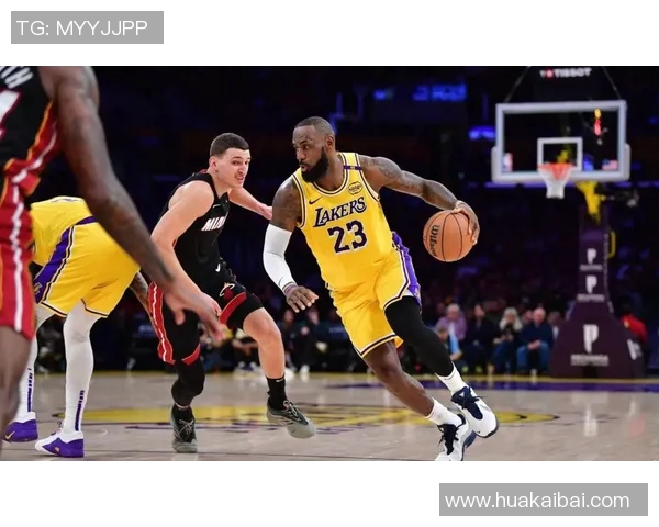 热火与湖人激战成焦点双方得分对决引发球迷热议